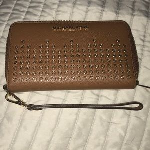 Michael Kors wristlet wallet